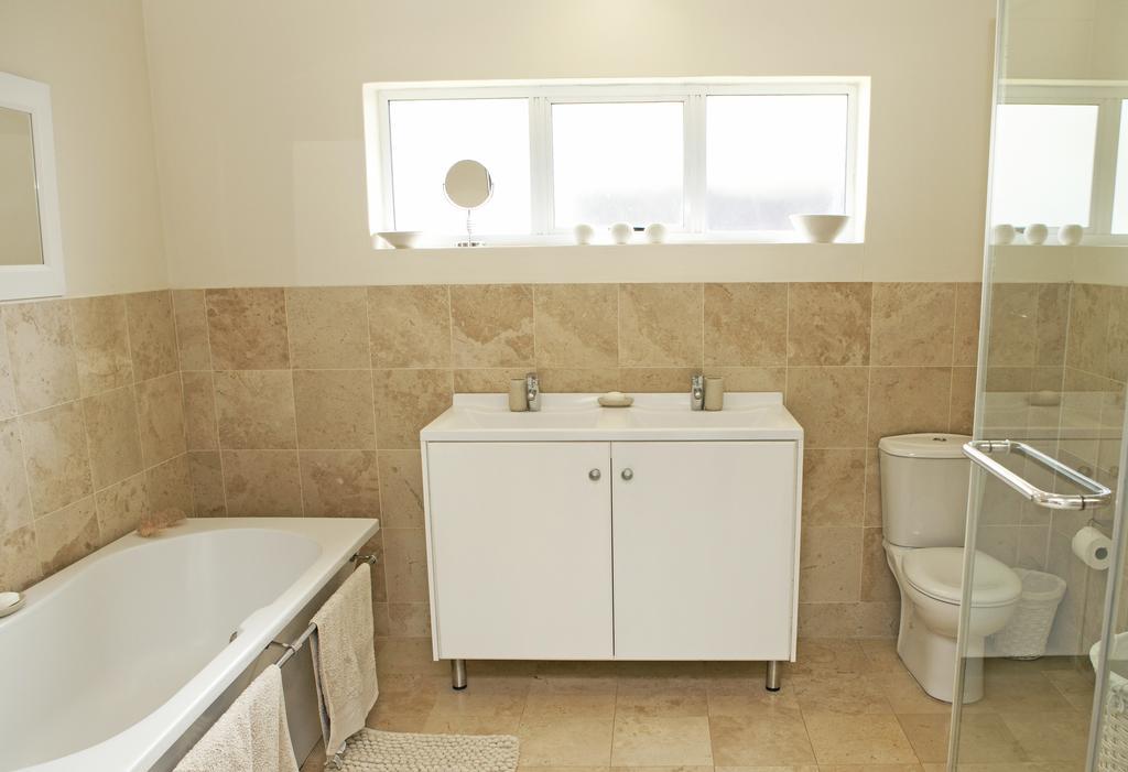 Whale Bay Villa Fish Hoek Ruang foto